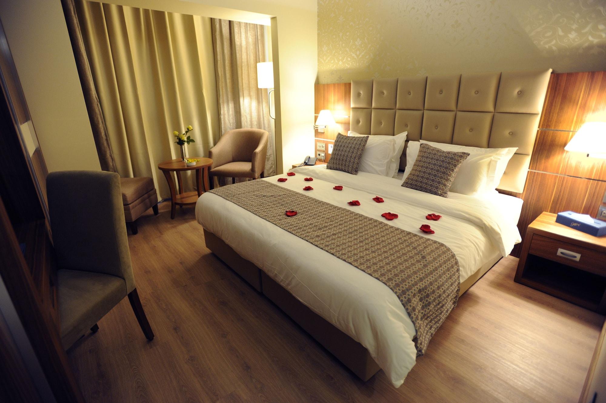 Gems Hotel Бейрут Екстер'єр фото