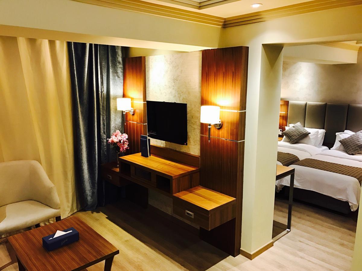 Gems Hotel Бейрут Екстер'єр фото